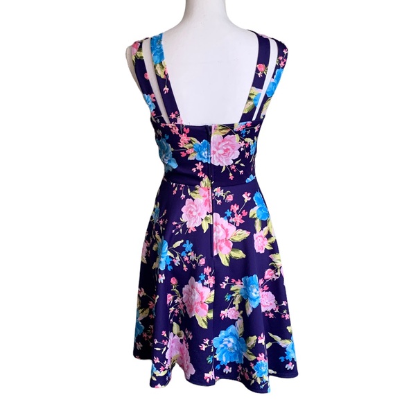 B Darlin Floral Double Strap Fit & Flare Dress Size 7/8 - Picture 5 of 17